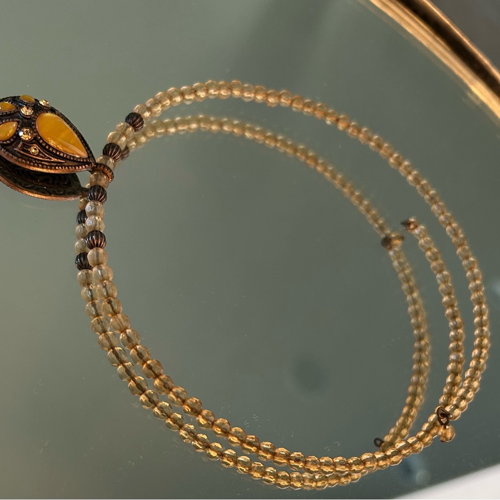 Beaded Gold Choker - Picture 2 of 3